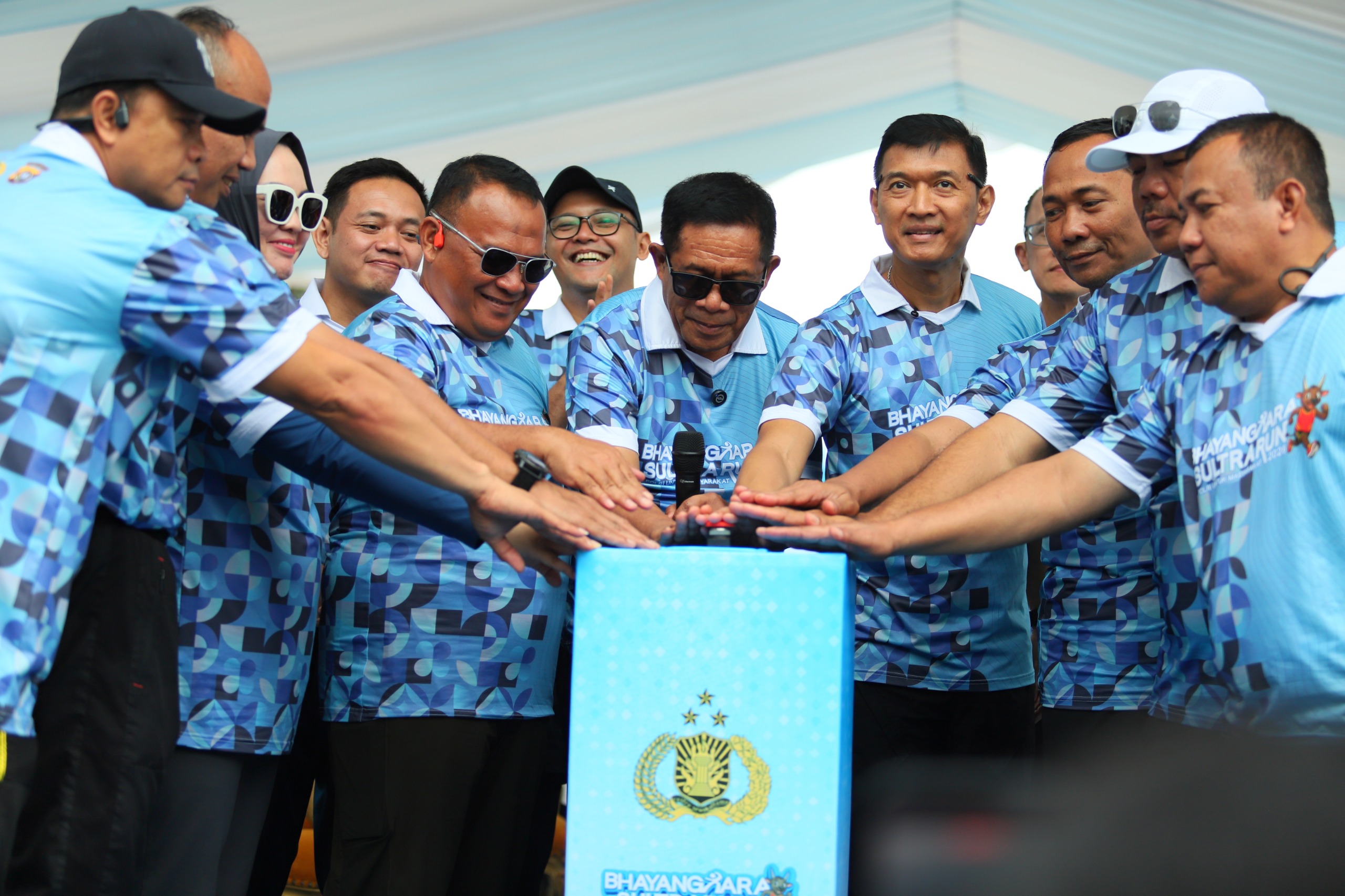 Bhayangkara Sultra Run 2026 Bersama Masyarakat, Polda Sultra Luncurkan Simpul (SIM Masuk Pulau)