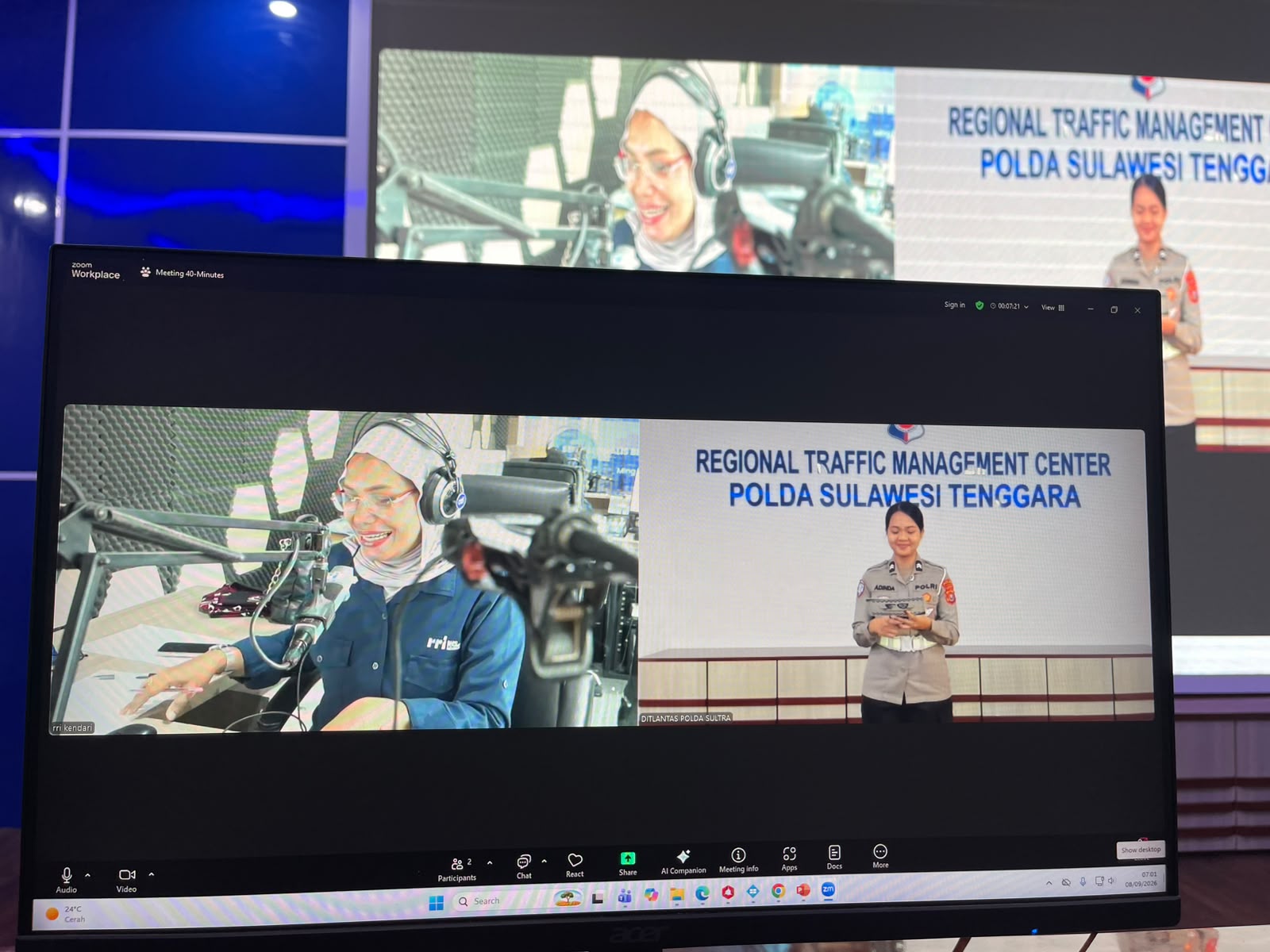 Ditlantas Polda Sultra dan RRI Kendari Pantau Arus Lalu Lintas Kota Kendari Melalui Live Report