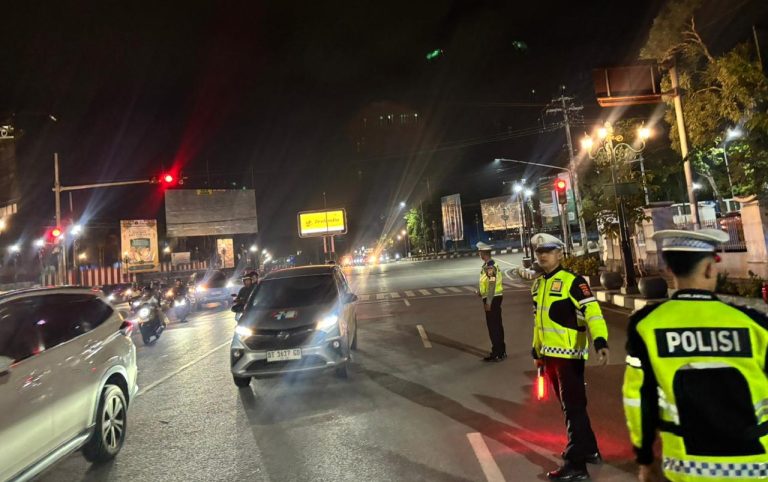 Ditlantas Polda Sultra Patroli Malam Minggu Antisipasi Balap Liar dan Knalpot Brong